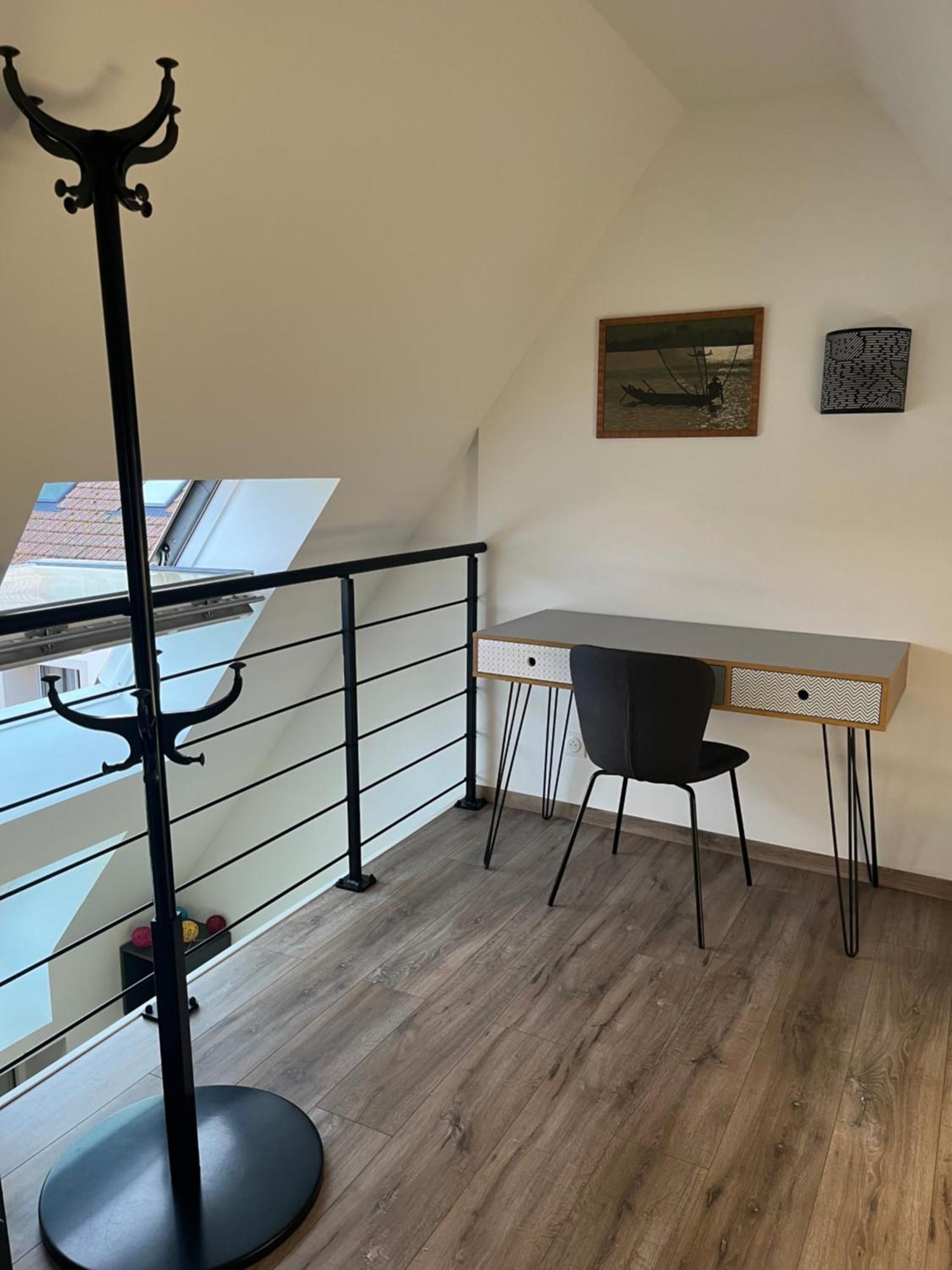 Maison Renovee Au Calme Bieville-Beuville Exteriör bild